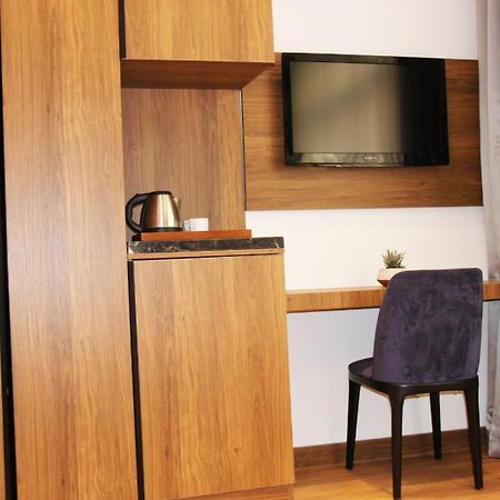 Besiktas Konukevi Hotel อิสตันบูล ภายนอก รูปภาพ