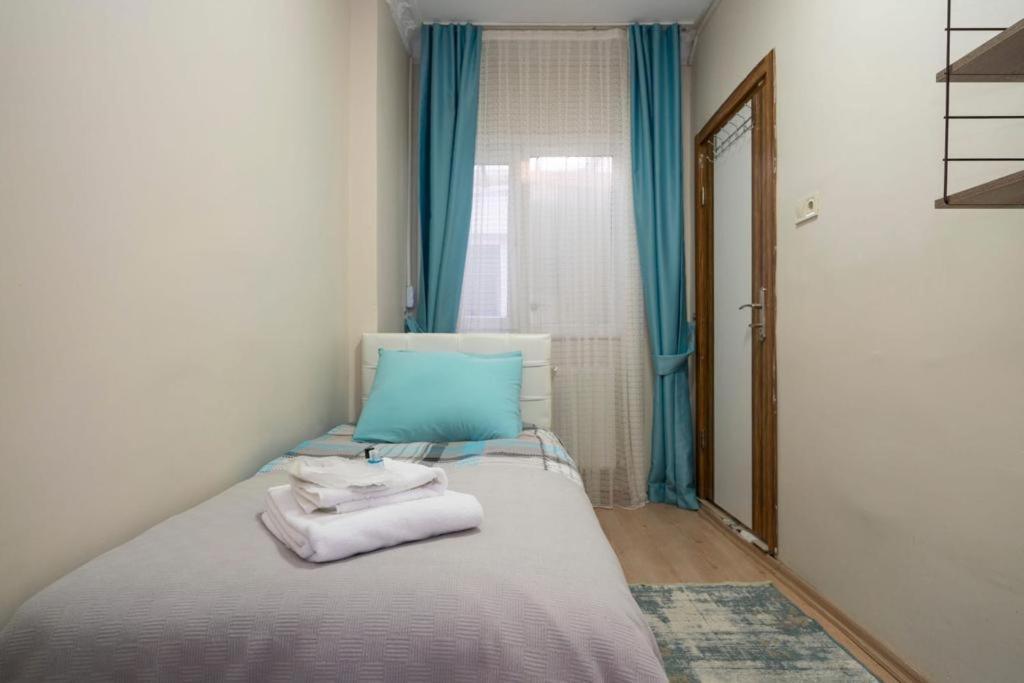 Besiktas Konukevi Hotel อิสตันบูล ภายนอก รูปภาพ